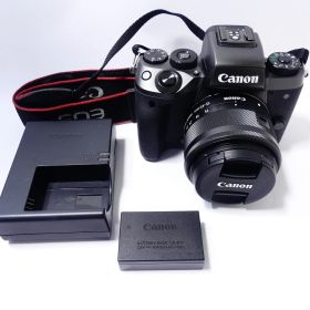 Canon EOS M5 15-45mm