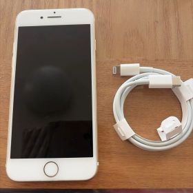iPhone 7ゴールド本体&充電コード