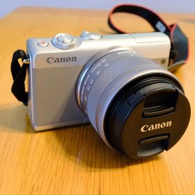 【美品】Canon ミラーレス一眼カメラ EOS M100