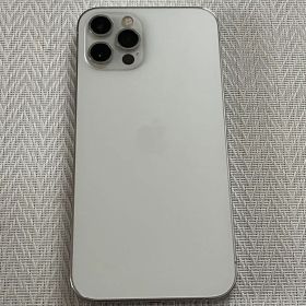 iPhone 12 Pro 256GB シルバー 本体 保護ガラス、ケースあり