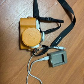 OLYMPUS PEN Lite E-PL7 ミラーレス一眼 本体
