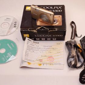【中古】Nikon COOLPIX S3300 箱付・付属品完備 ゴールド