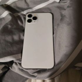 本体のみ iPhone11proシルバー256gb