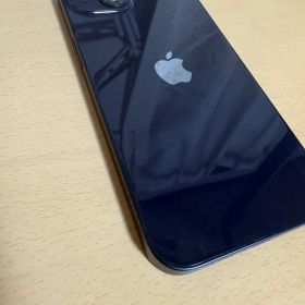 Apple iPhone 13 (128GB)本体 ブラック