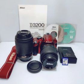 【希少レッド】Nikon D3200 ダブルレンズ☆ショット数9741回★