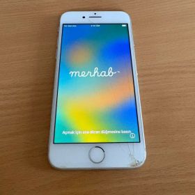 Apple iPhone8 本体 画面割れ有 シルバー 64GB