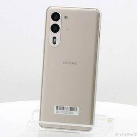 〔中古〕FCNT arrows We2 Plus 256GB シャンパンシルバー M06 楽天 SIMフリー〔247-ud〕