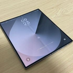 au版 Galaxy Z Fold6 シルバーシャドウ