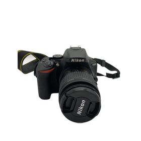 Nikon◆デジタル一眼カメラ D5600 ダブルズームキット//