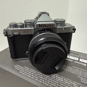 Nikon Z f 40/2 SE Kit ミラーレス一眼 【極上品・保証有】