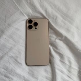 海外版 iPhone 16Pro Max 256GB デザートチタニウム
