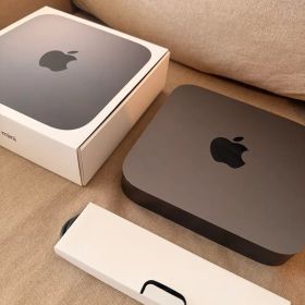 Mac mini 2018 Core i7 32GB 1TB SSD