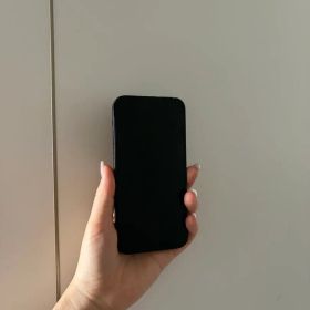 Apple iPhone 12 本体 ブラック