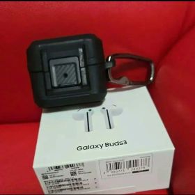 Galaxy Buds3 ケース付き