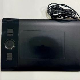 【匿名配送】 Wacomペンタブレット Intuos4 S PTK-440/K0