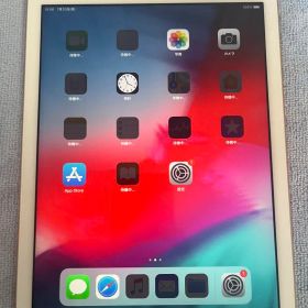 Apple iPad 第6世代 32GB 本体