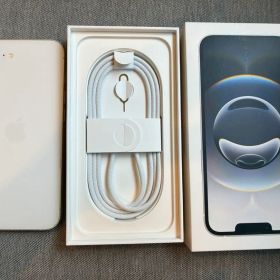 iPhone 16e 128GB ホワイトSIMフリー バッテリー98%