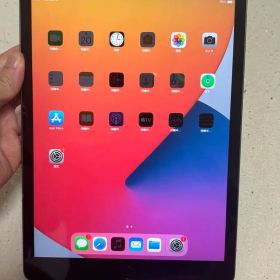Apple iPad 第7世代 32GB 本体