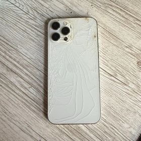 iPhone 12 Pro Max 256GB 背面ガラス割れあり