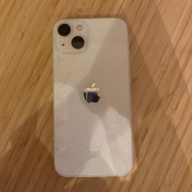 iPhone13 128GB（裏面のみ破損）