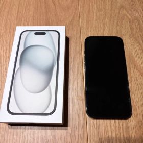 iPhone 15 ブラック 128GB SIMフリー 端末本体