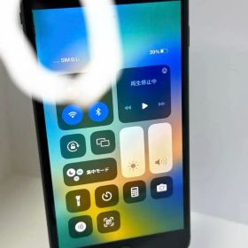 Apple iPhone 8 +本体