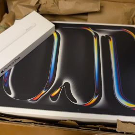 新品 11インチ iPad Pro M5 256GB ペンシル Care フル