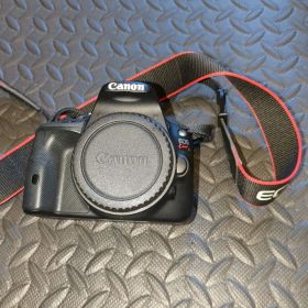 Canon EOS Kiss X7 本体 デジタル一眼レフ
