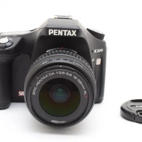 ■美品■ ペンタックス PENTAX K200D レンズキット《S数2060回》