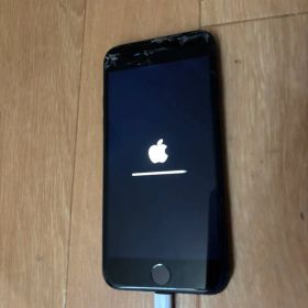 Apple iPhone SE 2世代本体 ジャンク品