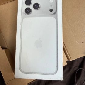 即日発送 iPhone 17promax 512GB