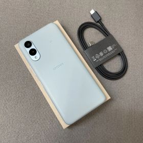 新品同様 Arrows We2 F-52E 64GB ブルー ドコモ版 SIMフリー 送料無料