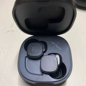 a audio-technica ATH SQ1TW 完全ワイヤレスイヤホン