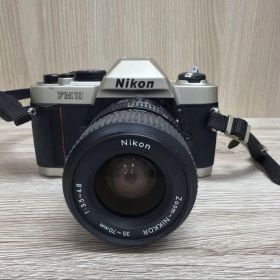 Nikon一眼レフカメラFM10とZoom-NIKKOR 35-70mmレンズ