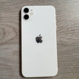Apple iPhone 11 ホワイト 本体