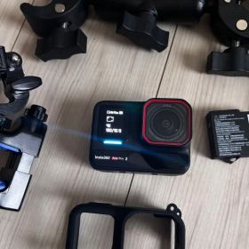 Insta360 Ace Pro 2 本体 アクションカメラ SDカード付き