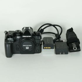 [並品 | シャッター数227回] OM SYSTEM OM-1 Mark II [ボディ] | マイクロフォーサーズマウント