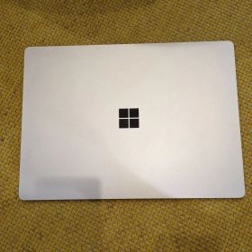 Microsoft Surface Laptop 4（13.5インチ）