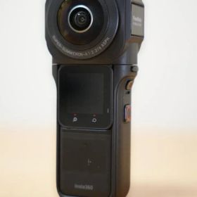 Insta360 ONE RS 1-Inch 360Editionバッテリー×2