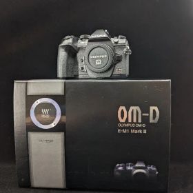 OLYMPUS OM-D E-M1 Mark III 本体