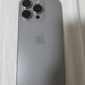Apple iPhone 16 Pro スマートフォン本体