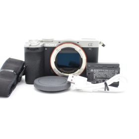 ショット数7858！■ほぼ新品■ SONY フルサイズ ミラーレス一眼カメラ α7CII ボディシルバー ILCE-7CM2 S ♯13825