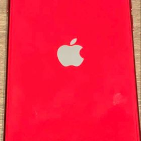iPhone SE レッド