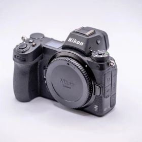ニコン z7 z 7