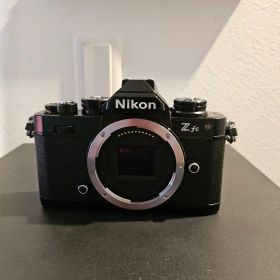 Nikon Z fc ボディ