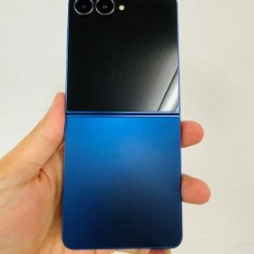 Galaxy Z Flip7 256GB Blue SIMフリー 美品