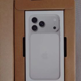 新品未開封 iPhone 17 Pro 256g Max Silver 本体