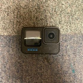 GoPro HERO12 アクションカメラ 本体 +アクセサリー、ケース付き