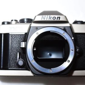 Nikon FM10 完動品