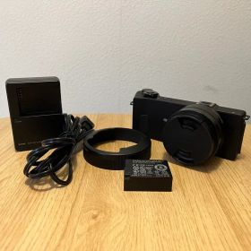 【最安値】SIGMA dp2 Quattro